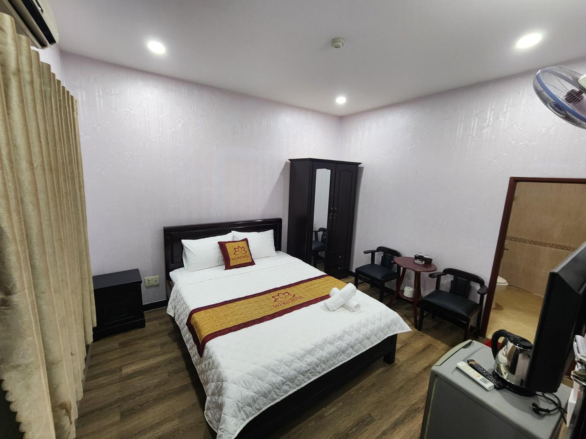 Khach San Sao Mai Hotel Ho Chi Minh City Exterior photo