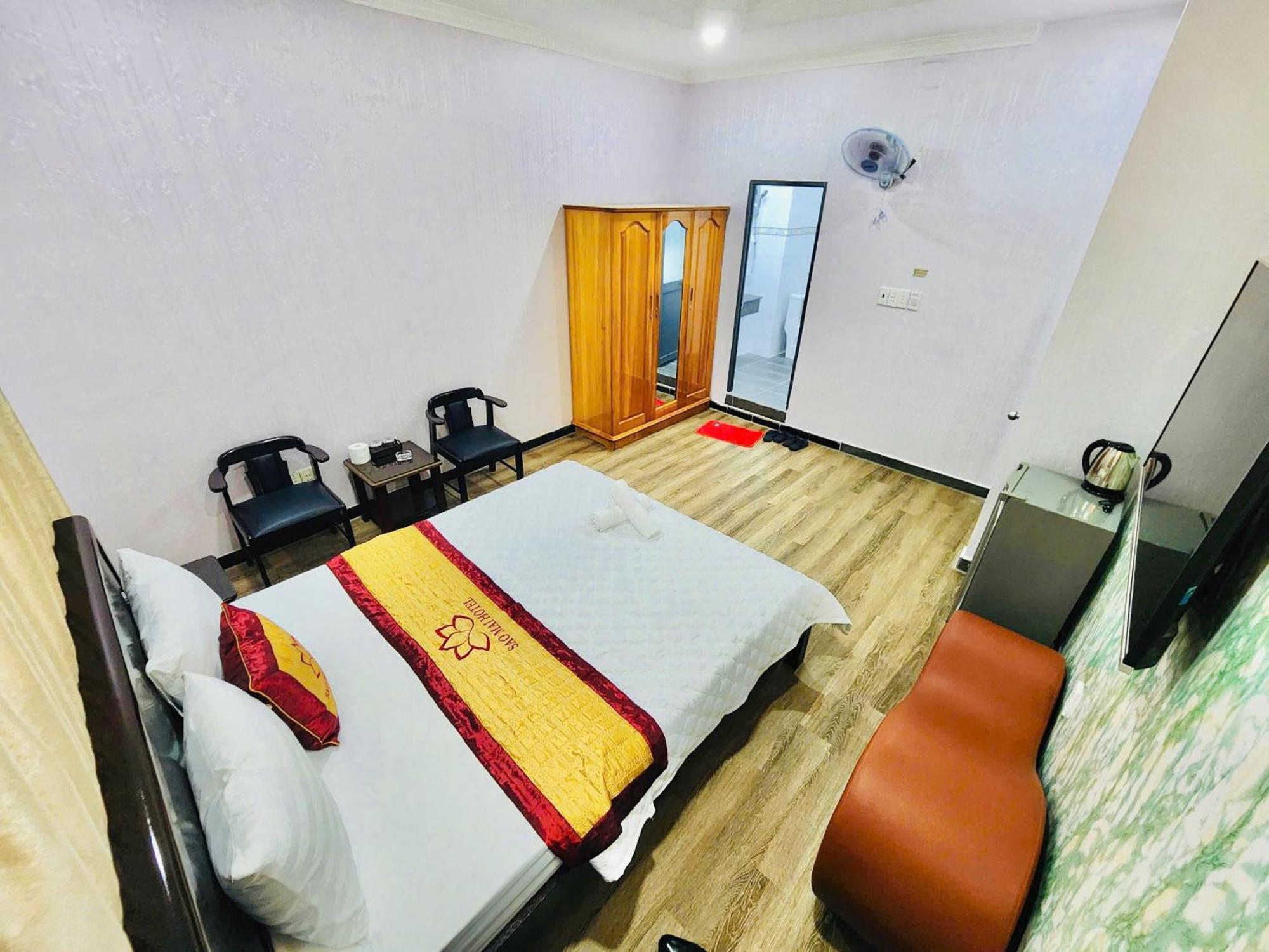 Khach San Sao Mai Hotel Ho Chi Minh City Exterior photo